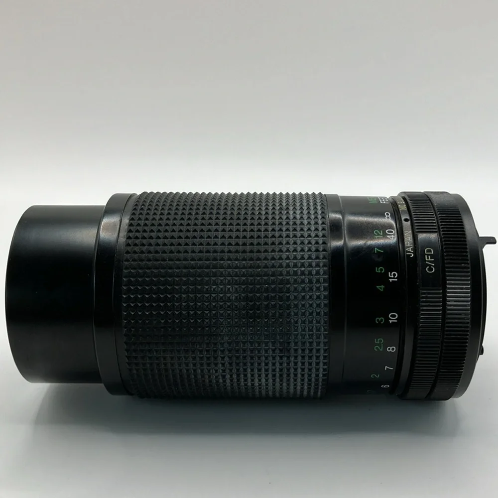 Vivitar Macro Focusing Zoom 1:4.5-5.6 70-210mm Lens Canon FD Mount Untested‎